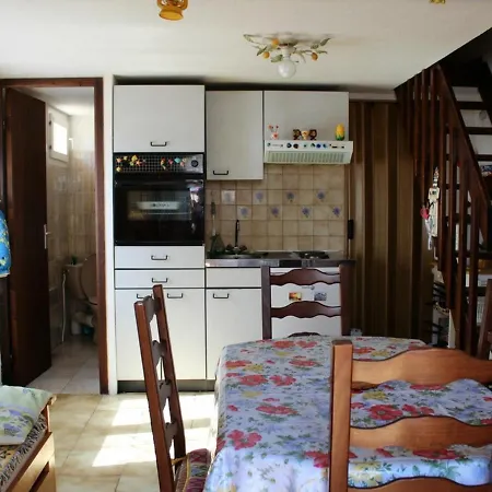Mezzanine A 500m De La Plage, Terrasse, Tv, Wifi En Option - Fr-1-229c-753 * Port-la-Nouvelle