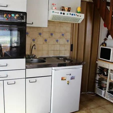 Holiday home Mezzanine A 500m De La Plage, Terrasse, Tv, Wifi En Option - Fr-1-229c-753 Port-la-Nouvelle