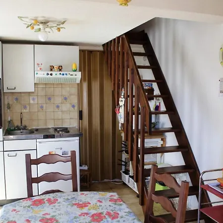 Mezzanine A 500m De La Plage, Terrasse, Tv, Wifi En Option - Fr-1-229c-753 Port-la-Nouvelle